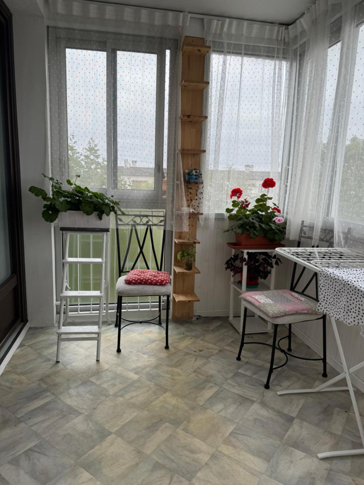 Appartement Periurbain De Paris Et Versailles Les Clayes-Sous-Bois Esterno foto