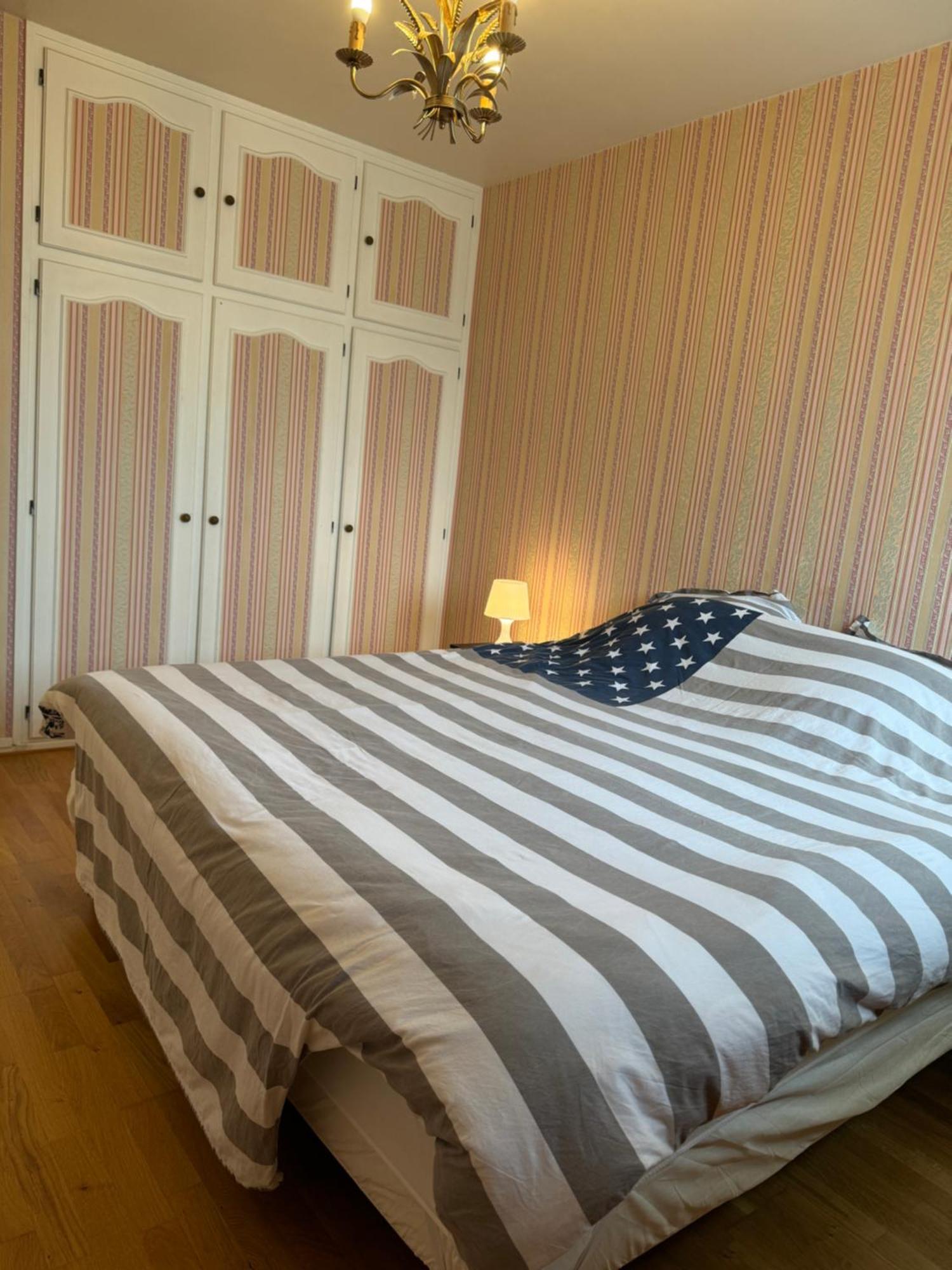 Appartement Periurbain De Paris Et Versailles Les Clayes-Sous-Bois Esterno foto